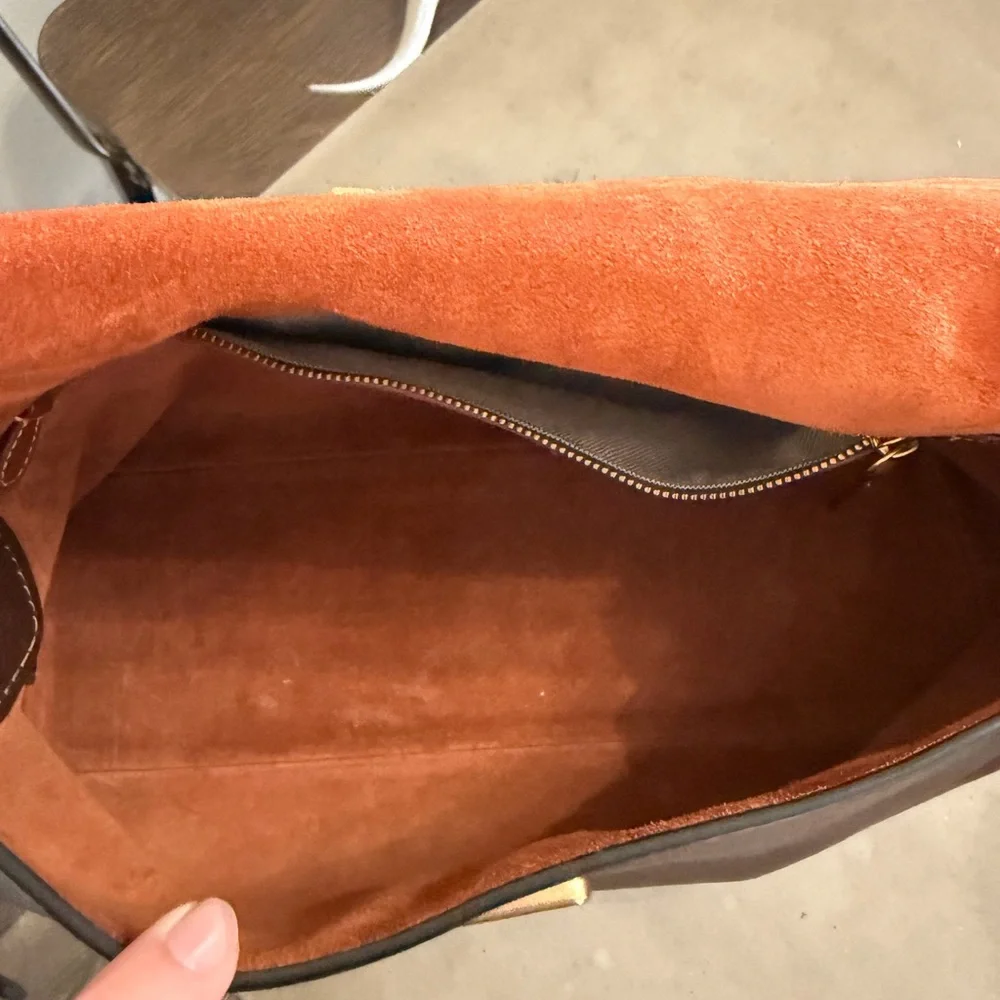 COACH maple Chelsea 30  Shoulder Bag with Gold Accent - Picture 7 of 11